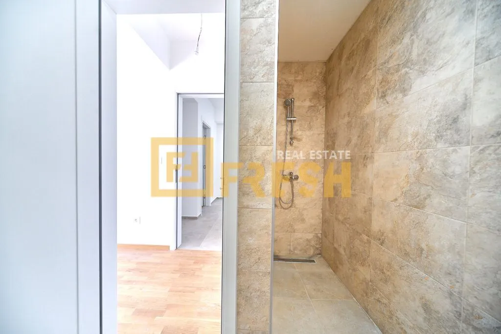 Prodaja, trosoban stan, 104m², Stari Aerodrom, Podgorica