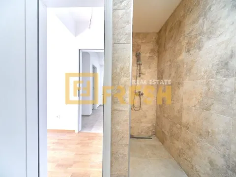 Prodaja, trosoban stan, 104m², Stari Aerodrom, Podgorica - image 18