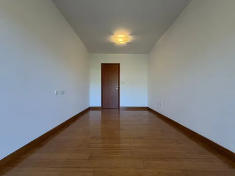 Rent, three bedroom apartment, 107m², Vezirov Most, Podgorica - image 2