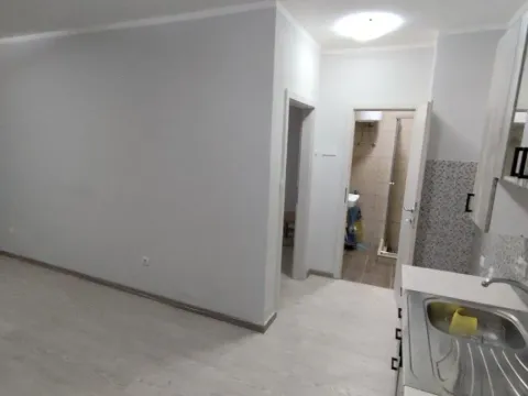 Izdavanje, poslovni prostor, 45m², Preko Morače, Podgorica - image 4