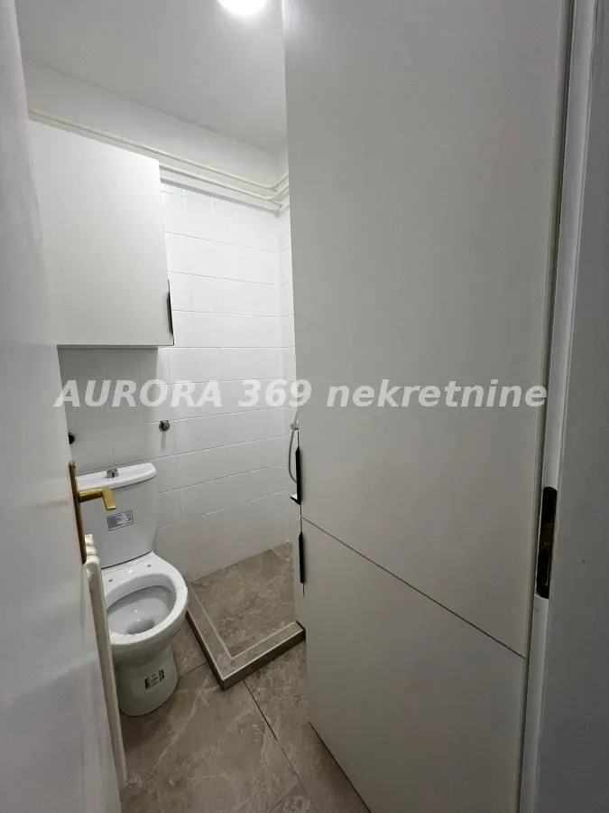 Prodaja, jednosoban stan, 22m², Banatić, Novi Sad Sve Podlokacije