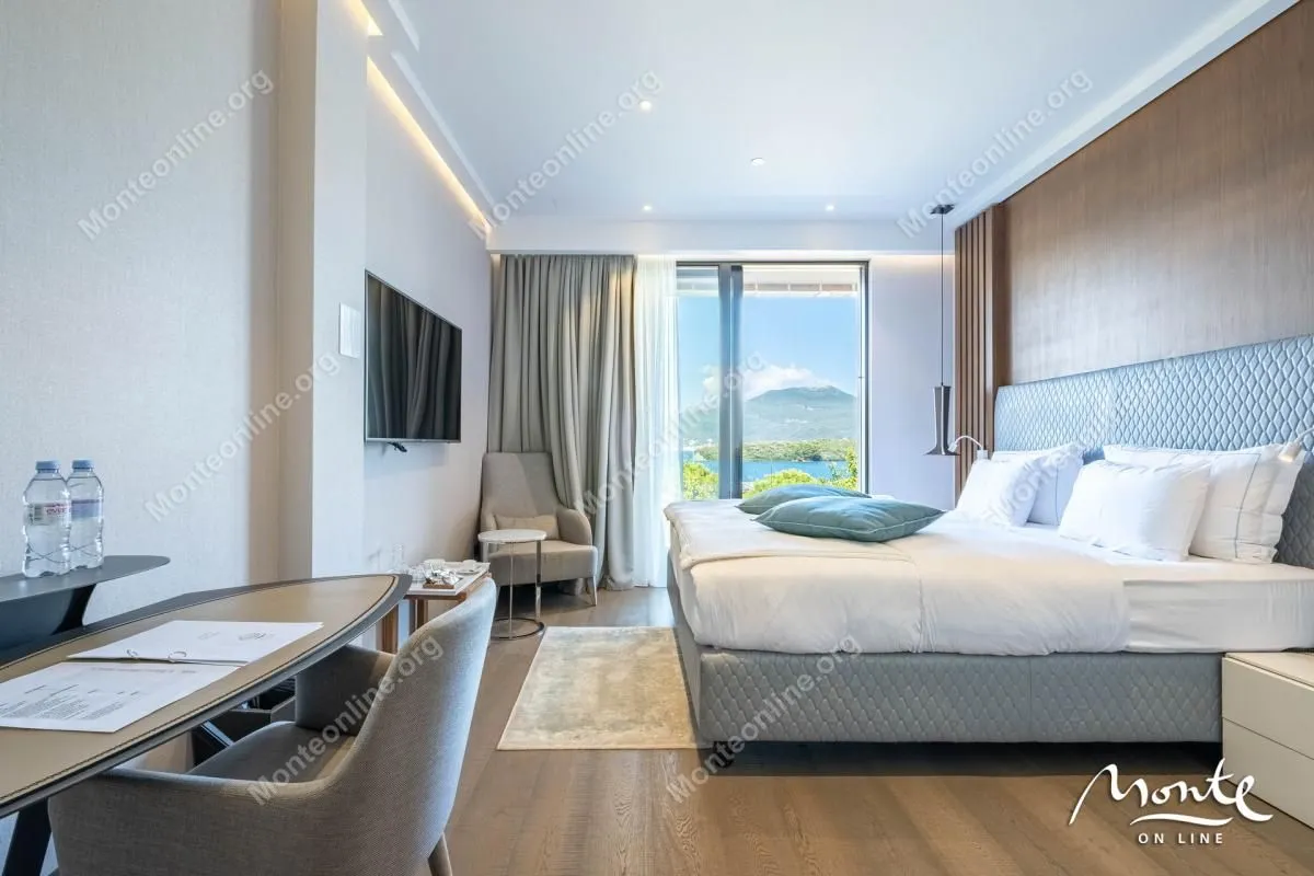 Prodaja, garsonjera, 32m², Bogišići, Tivat