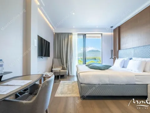 Prodaja, garsonjera, 32m², Bogišići, Tivat - image 2