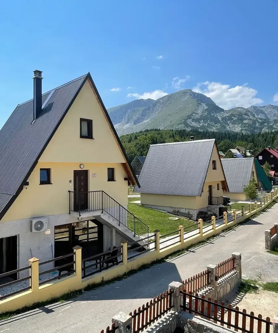 Prodaja, kuća, 218m², Motički gaj, Žabljak
