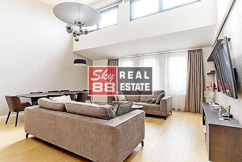 Prodaja, stan, 253m², Vračar Sve Podlokacije, Beograd