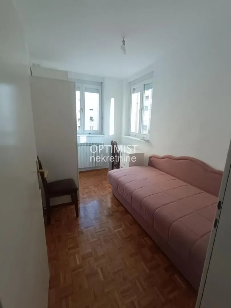 Rent, two bedroom apartment, 48m², Voždovac Sve Podlokacije, Beograd