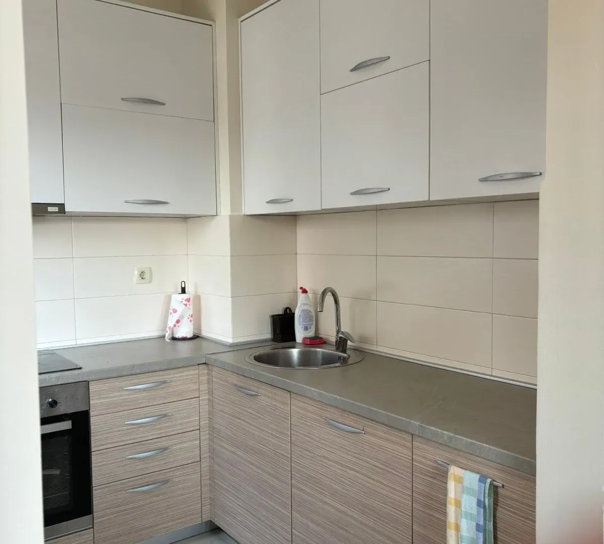 Izdavanje, jednosoban stan, 54m², City Kvart, Podgorica