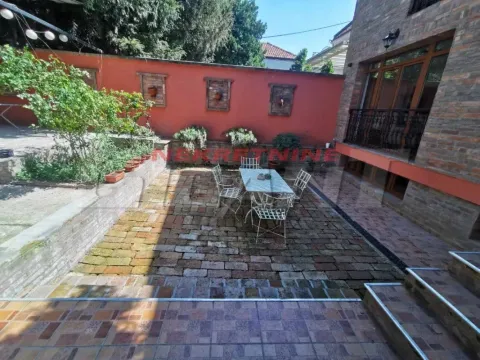 Izdavanje, kuća, 180m², Crveni Krst, Beograd - image 16