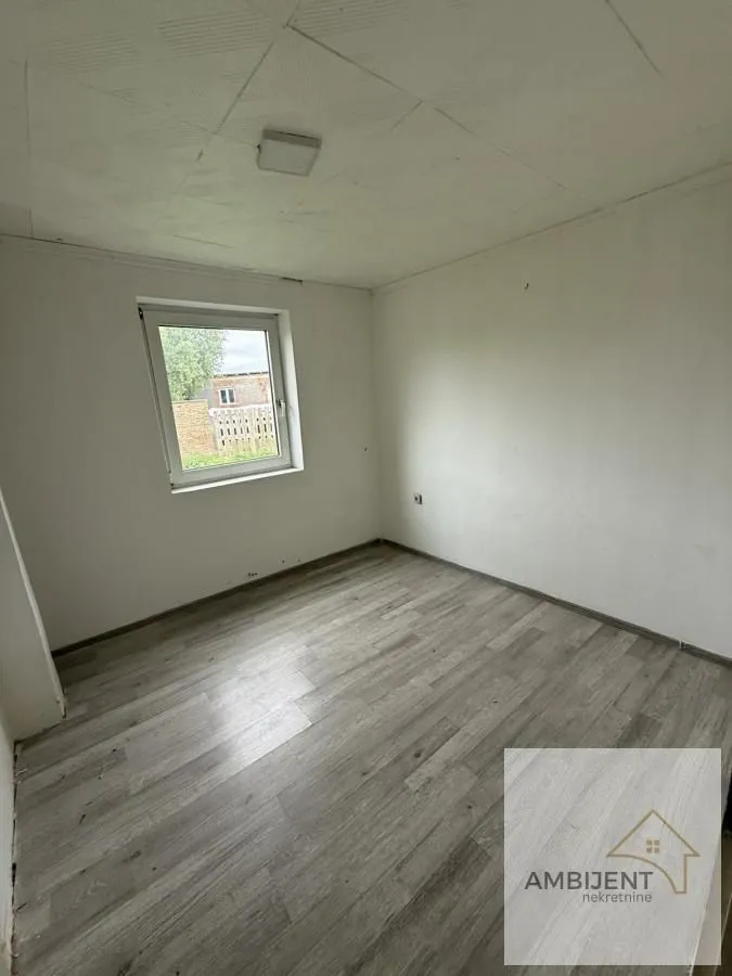 Prodaja, kuća, 80m², Novi Karlovci, Inđija