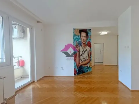 Izdavanje, trosoban stan, 70m², Bulevar Oslobodjenja, Novi Sad Sve Podlokacije - image 2