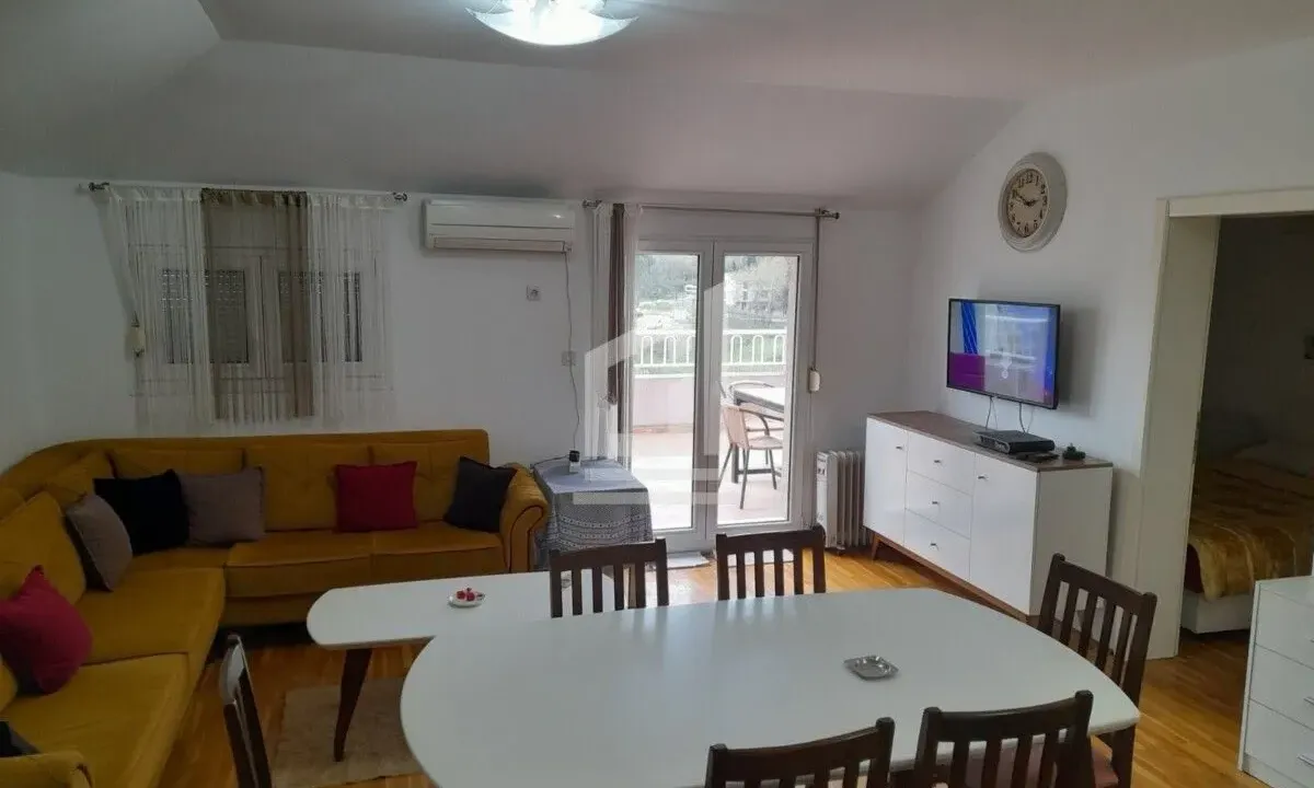 Rent, one bedroom apartment, 44m², Vezirov Most, Podgorica