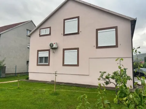 Sale, house, 191m², Tološi, Podgorica - image 8