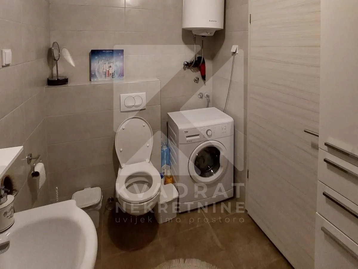 Prodaja, dvosoban stan, 73m², Zabjelo, Podgorica