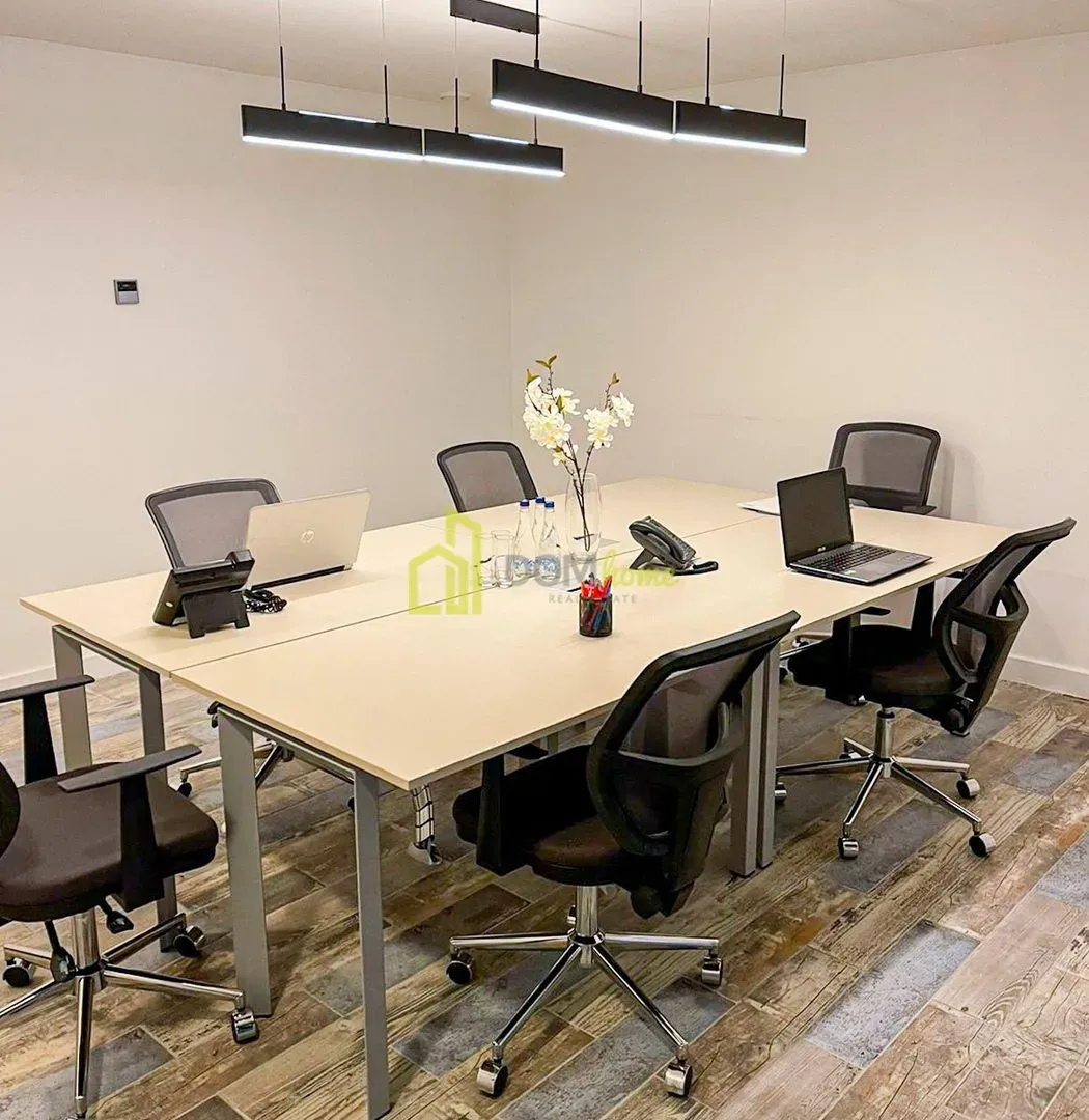 Rent, office space, 705m², Zeta, Podgorica