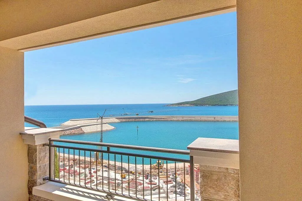 Prodaja, stan, 74m², Tivat, Crna Gora
