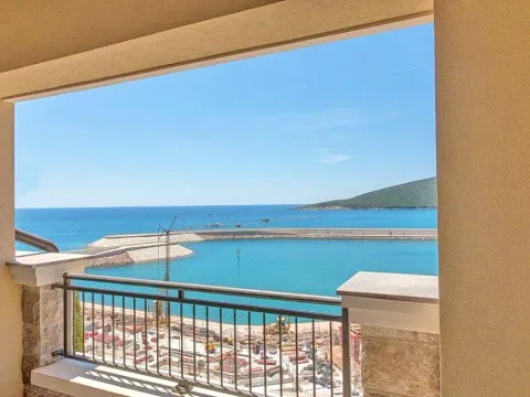 Prodaja, stan, 74m², Tivat, Crna Gora - image 4