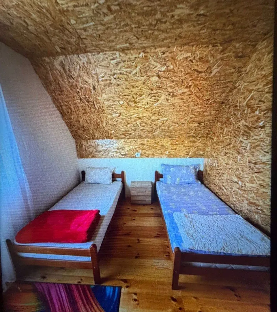 Prodaja, kuća, 120m², Tepačko polje, Žabljak