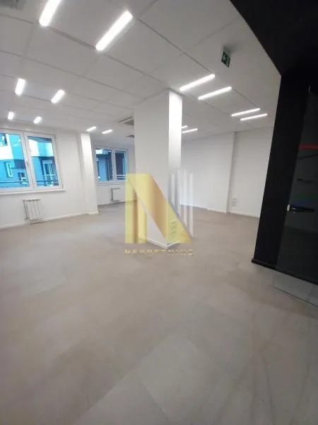 Sale, office space, 259m², Bulevar Evrope, Novi Sad Sve Podlokacije