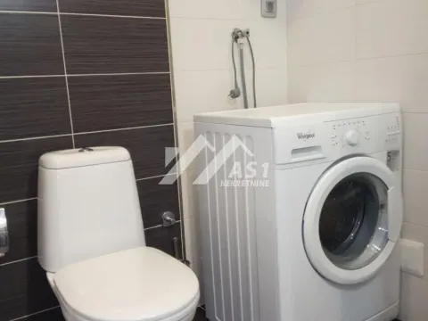 Izdavanje, dvosoban stan, 46m², Centar, Novi Sad - image 9