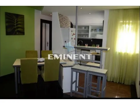 Izdavanje, stan, 60m², Kalenić Pijaca, Vračar Sve Podlokacije - image 2