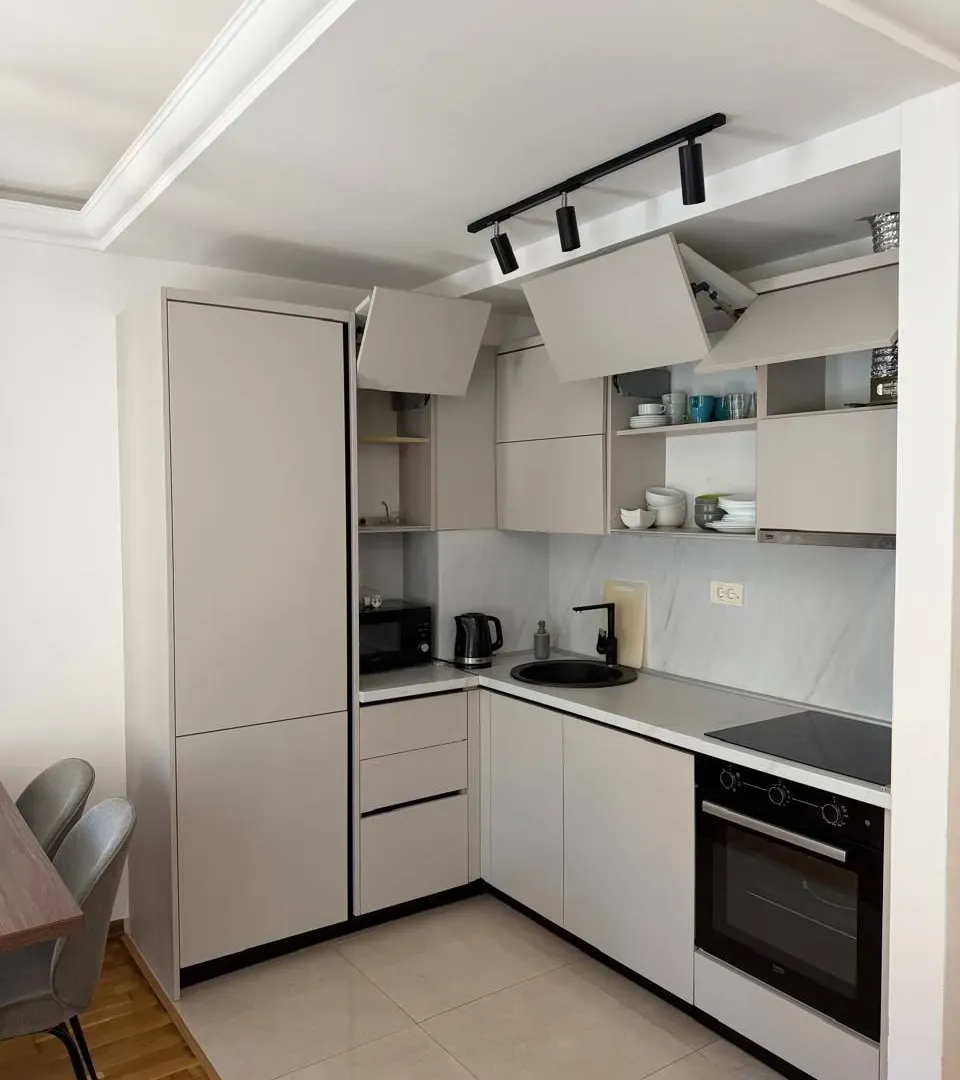 Prodaja, dvosoban stan, 71m², Bečići, Budva