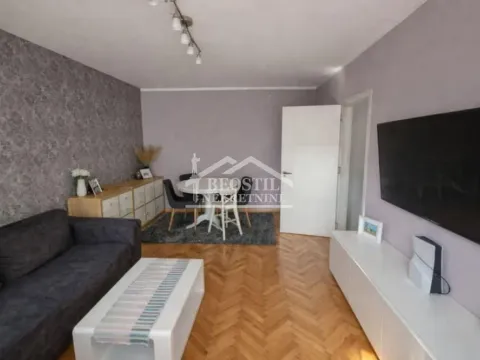Prodaja, dvosoban stan, 61m², Resnik, Beograd - image 2