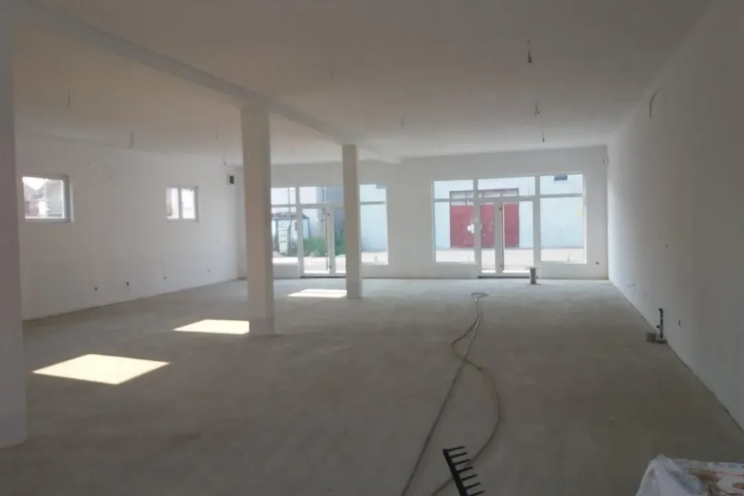 Rent, office space, 400m², Altina, Beograd