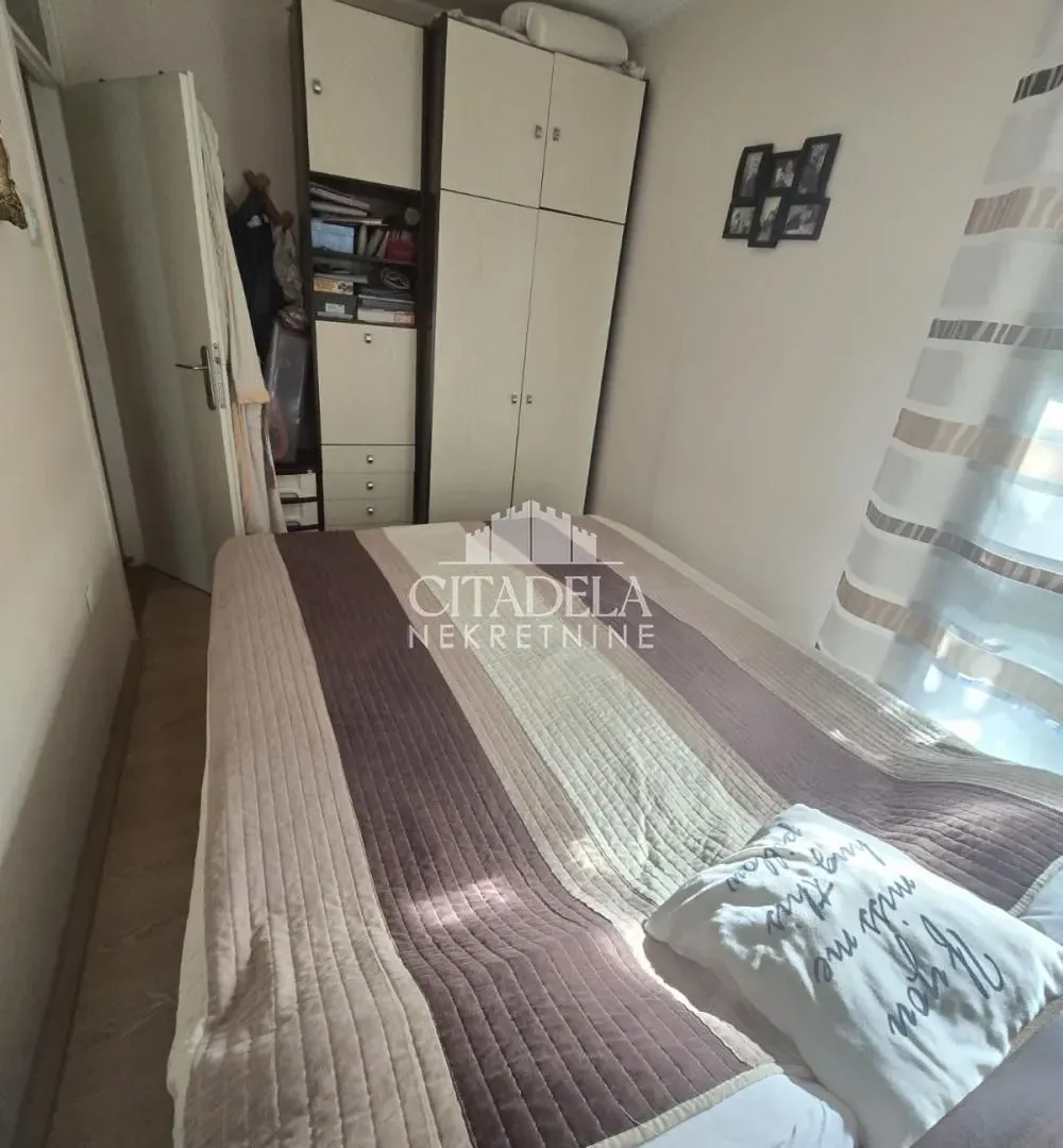 Prodaja, trosoban stan, 64m², Labudovo Brdo, Beograd