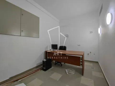 Prodaja, trosoban stan, 157m², Brace Jerković, Voždovac Sve Podlokacije - image 4