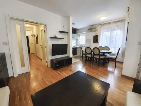 Prodaja, trosoban stan, 57m², Južni Bulevar, Vračar Sve Podlokacije - image 2