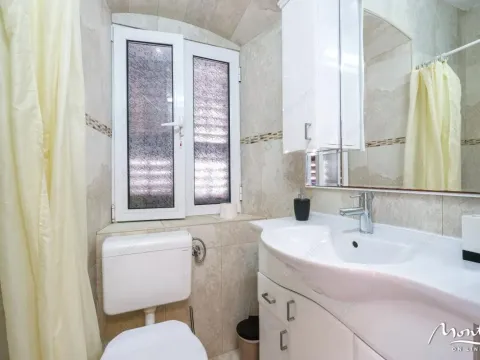 Prodaja, trosoban stan, 80m², Prčanj, Kotor - image 23