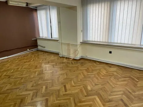 Izdavanje, poslovni prostor, 106m², Bulevar Oslobodjenja, Novi Sad Sve Podlokacije - image 5