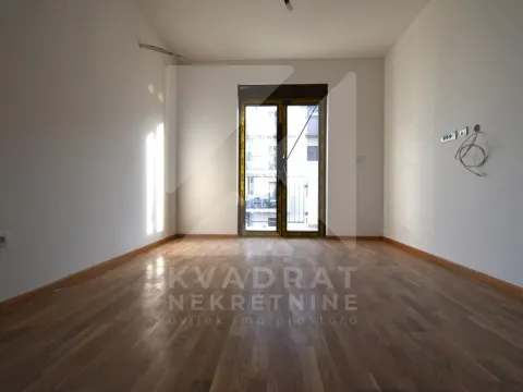 Izdavanje, dvosoban stan, 65m², Zabjelo, Podgorica - image 3