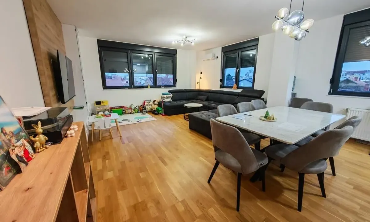 Prodaja, trosoban stan, 87m², Telep, Novi Sad Sve Podlokacije
