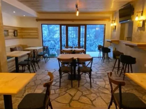 Prodaja, ugostiteljski objekat, 300m², Kolašin, Crna Gora - image 3