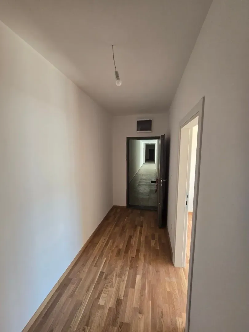 Prodaja, trosoban stan, 95m², Zabjelo, Podgorica