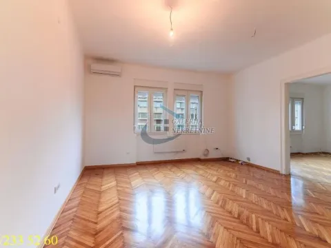 Izdavanje, poslovni prostor, 114m², Tašmajdan, Palilula Sve Podlokacije - image 4