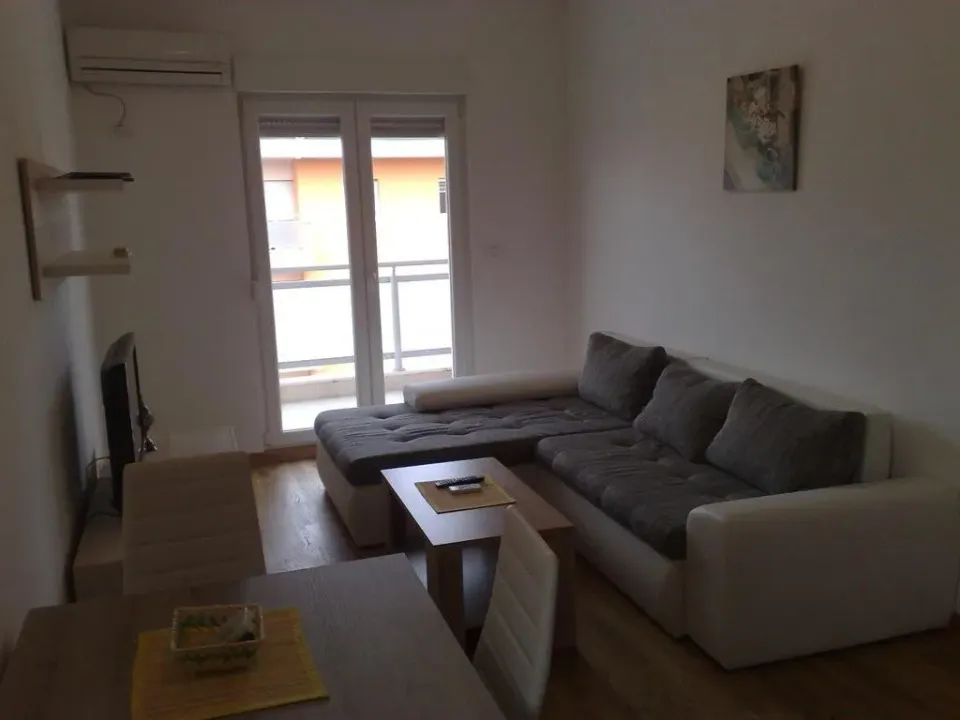 Rent, one bedroom apartment, 50m², City Kvart, Podgorica
