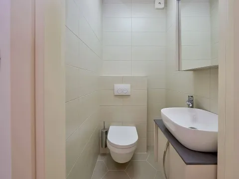 Sale, three bedroom apartment, 62m², Dobrota, Kotor - image 4