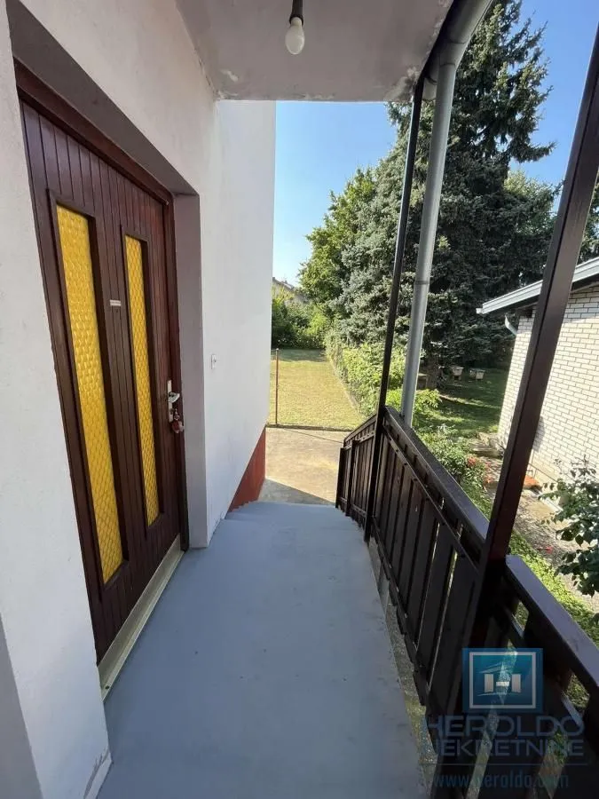 Prodaja, kuća, 353m², Budžino brdo, Jagodina