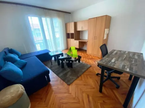 Izdavanje, dvosoban stan, 60m², Medijana, Niš