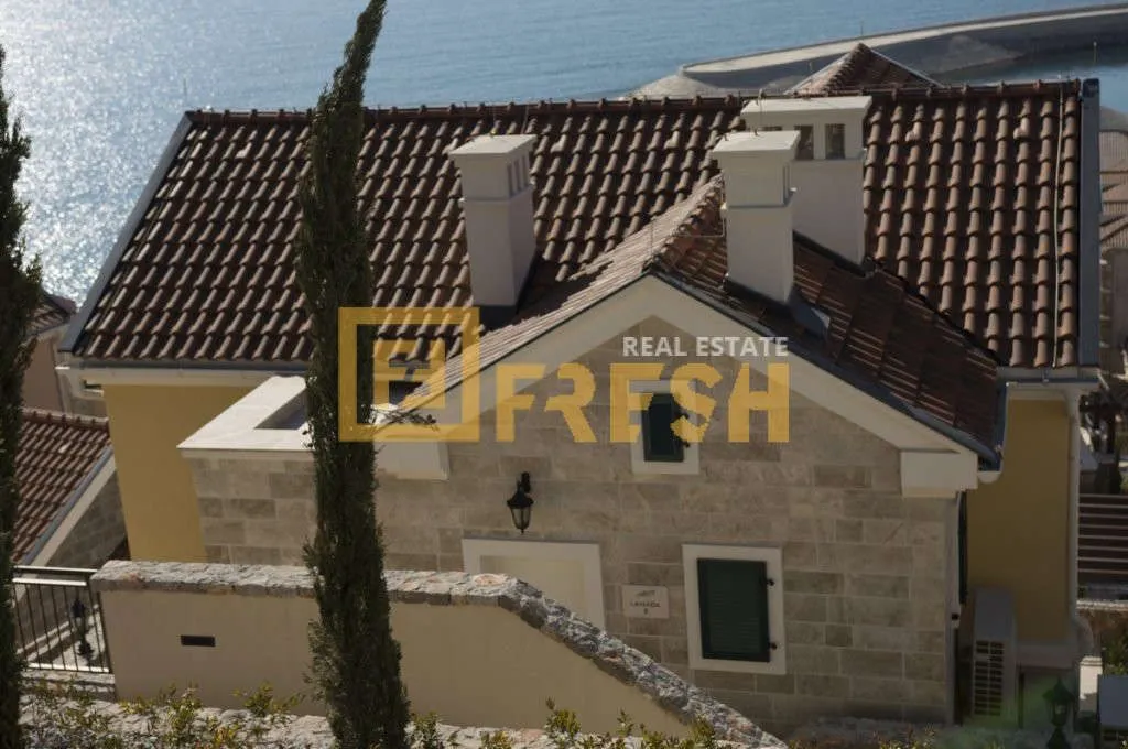 Prodaja, kuća, 253m², Tivat, Crna Gora