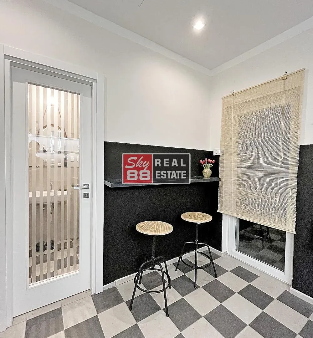 Prodaja, stan, 160m², Stari Grad, Beograd
