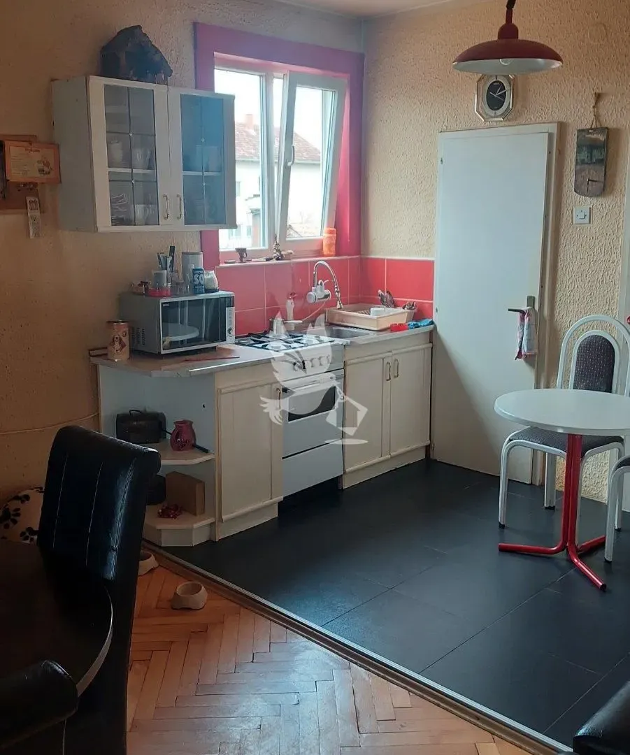 Sale, house, 400m², Rabrovac, Mladenovac