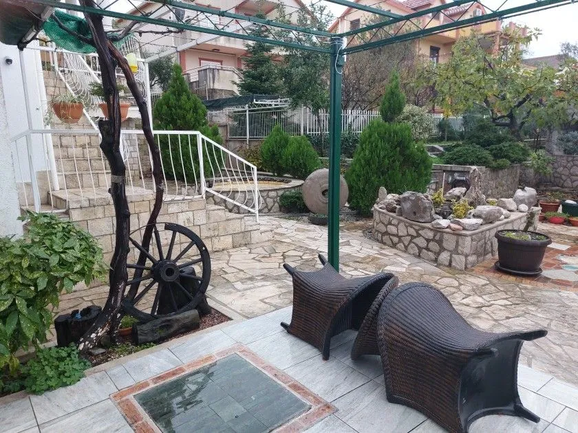 Prodaja, kuća, 370m², Tivat, Crna Gora