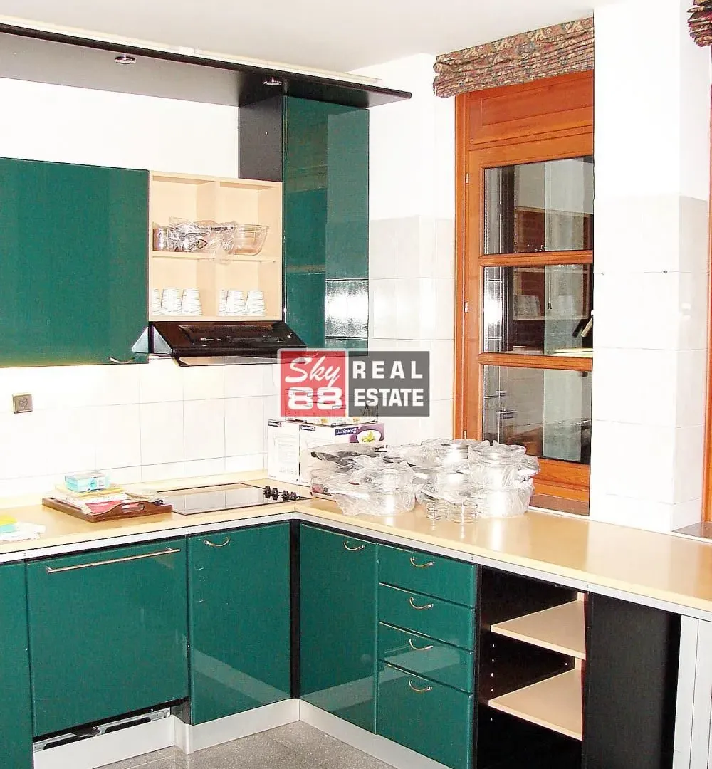 Rent, house, 450m², Savski Venac, Beograd