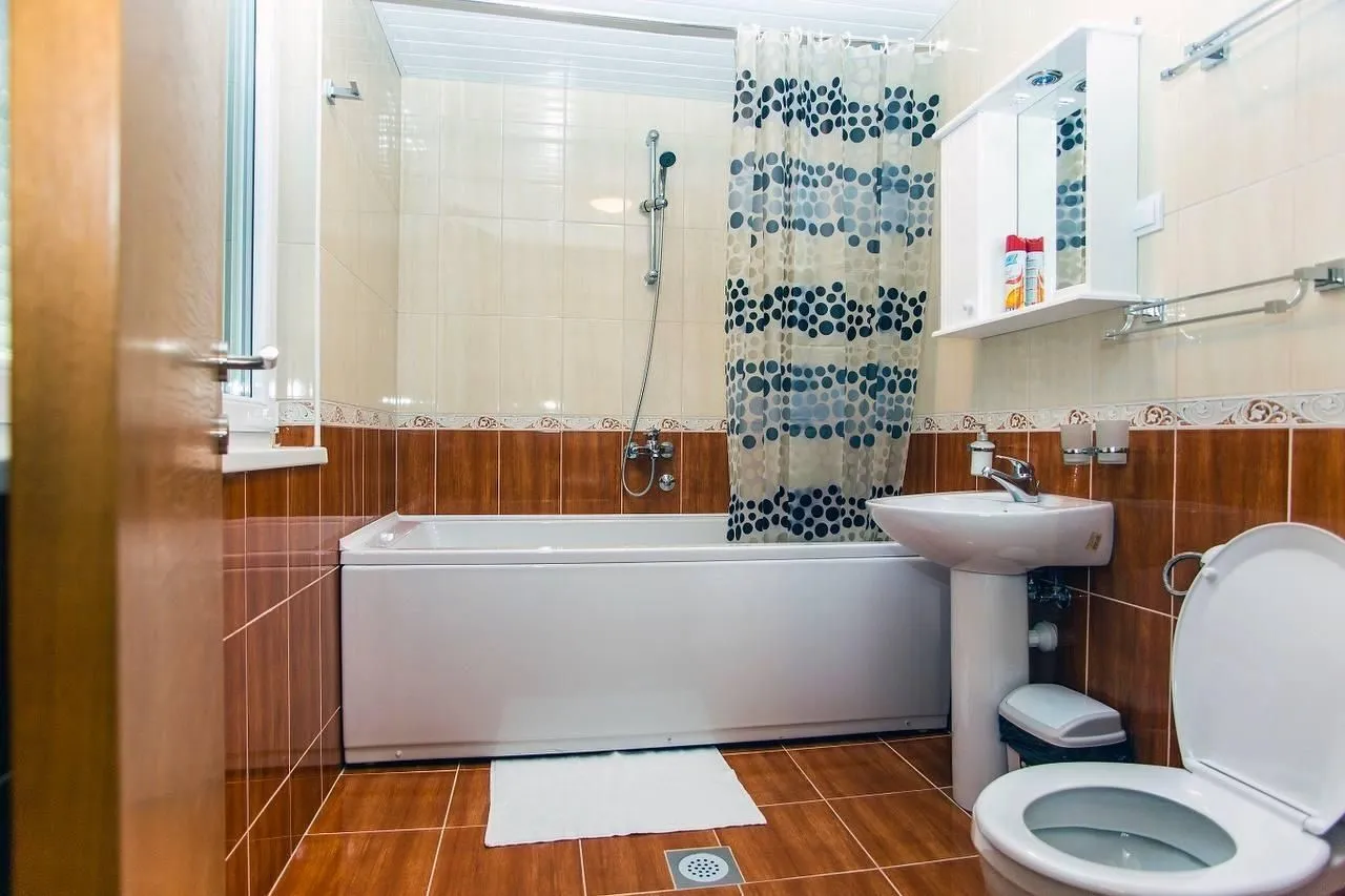 Prodaja, trosoban stan, 136m², Bečići, Budva