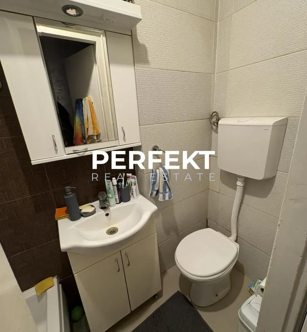 Prodaja, dvosoban stan, 40m², Pančevo, Srbija