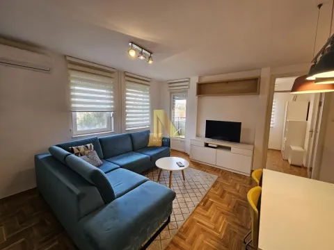 Izdavanje, dvosoban stan, 64m², Socijalno, Novi Sad Sve Podlokacije - image 1