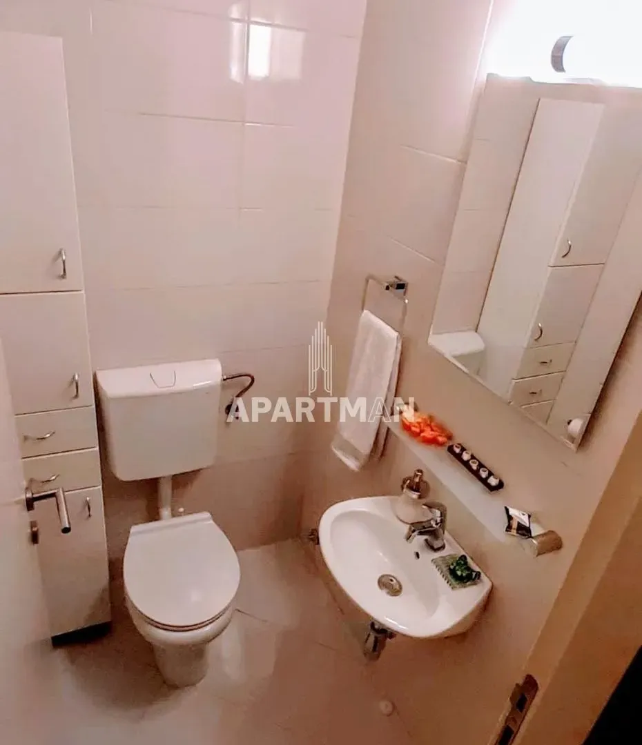 Rent, three bedroom apartment, 84m², Voždovac Sve Podlokacije, Beograd